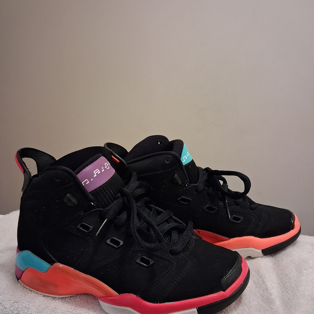 Jordan Black Sneakers with White Tag